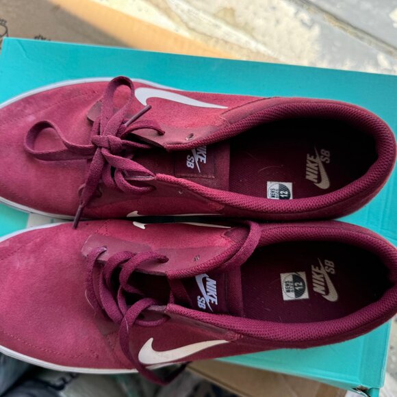 Men’s Nike SB Portmore CNVS Premium Burgundy Size 12 - Picture 4 of 8